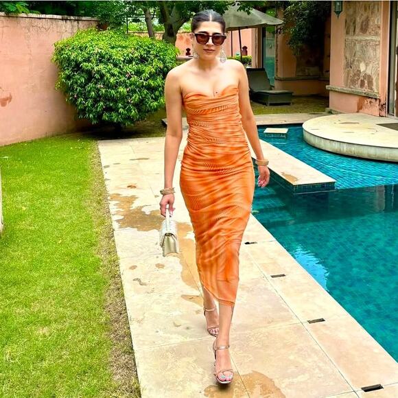 LAST ONE!!! ZARA Fitted Strapless Midi Dress NWT - Picture 9 of 16